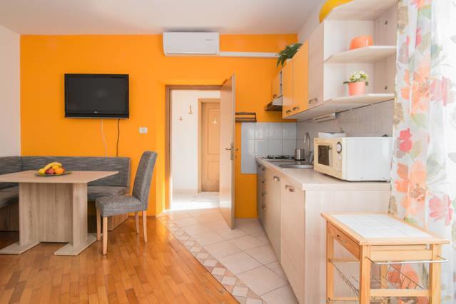 איזולה Apartments Vila Marija מראה חיצוני תמונה