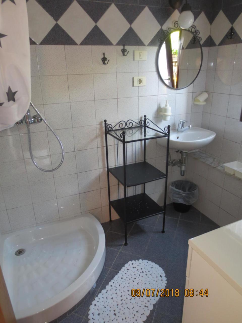 איזולה Apartments Vila Marija מראה חיצוני תמונה